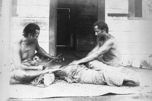 Samoan traditional tattooing